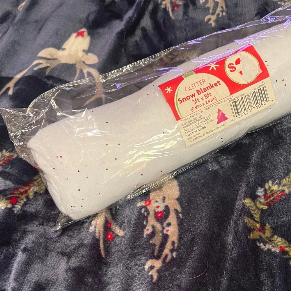 Vintage Glitter Snow Blanket - White